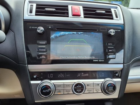 Used 2017 Subaru Outback 2.5i Premium image 61