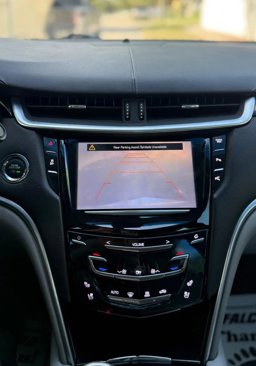 Used 2016 Cadillac XTS Luxury image 12