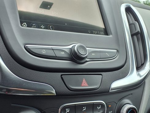 Used 2019 Chevrolet Equinox LT image 6
