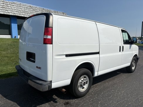 Used 2016 GMC Savana 3500 image 7