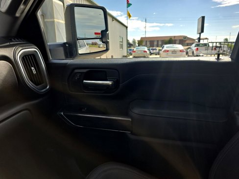 Used 2021 Chevrolet Silverado 2500 LTZ w/ LTZ Premium Package image 38