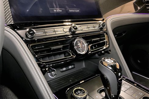 New 2026 Bentley Flying Spur Plug-In Hybrid image 24