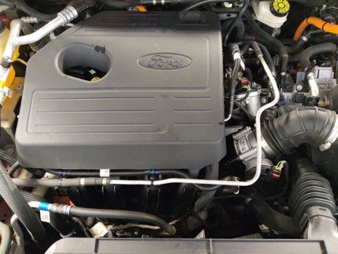 Used 2020 Ford Escape Titanium image 30