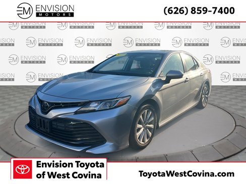 Used 2020 Toyota Camry LE image 1