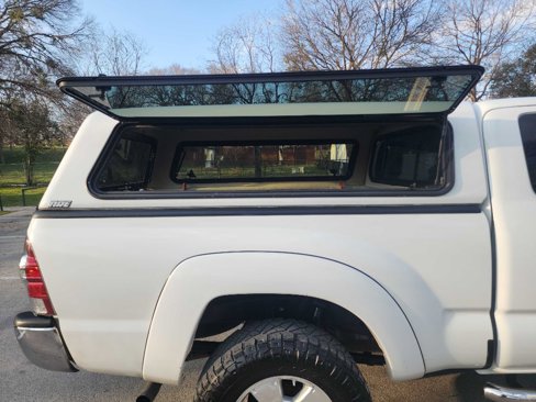 Used 2013 Toyota Tacoma 4x4 Access Cab w/ SR5 Pkg image 12