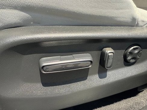 Used 2017 Honda CR-V EX image 25