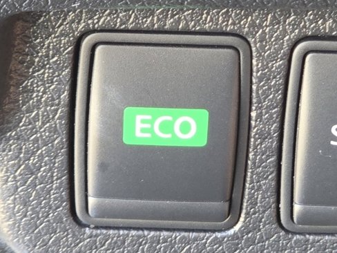 Used 2015 Nissan Sentra S image 12