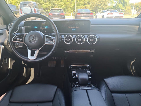 Used 2020 Mercedes-Benz A 220 image 29
