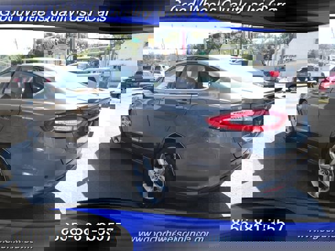 Used 2014 Ford Fusion SE w/ Equipment Group 201A image 7