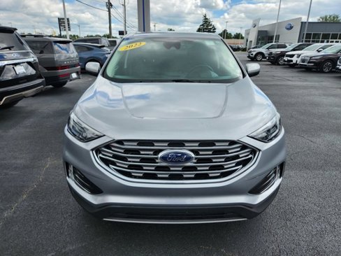 Used 2022 Ford Edge SEL w/ Convenience Package image 3