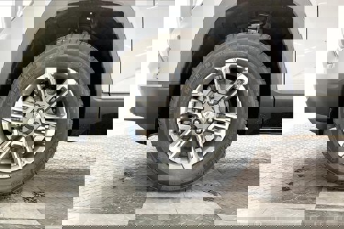 New 2025 GMC Terrain Elevation image 14