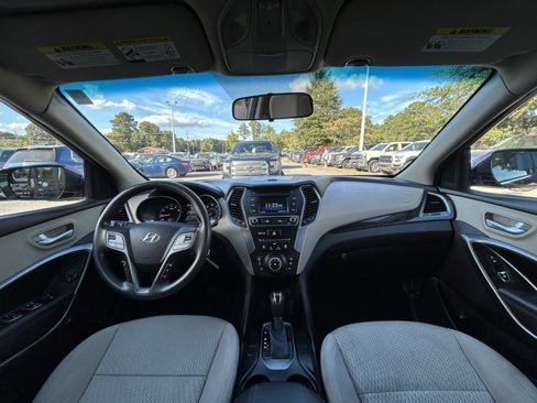 Used 2017 Hyundai Santa Fe Sport image 18