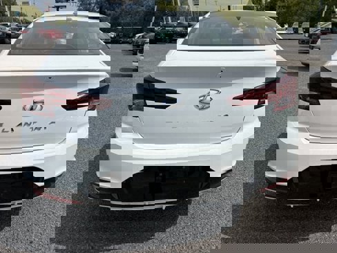Used 2019 Hyundai Elantra SEL w/ Cargo Package image 8