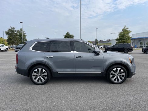 Used 2020 Kia Telluride S w/ S 8 Passenger Seating Package image 2
