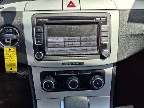 Used 2010 Volkswagen Passat Komfort image 13