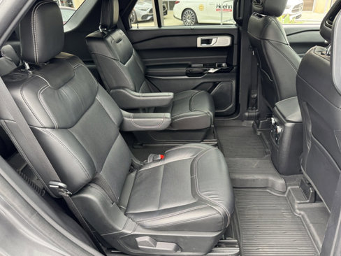 Used 2022 Ford Explorer ST w/ Equipment Group 401A image 7