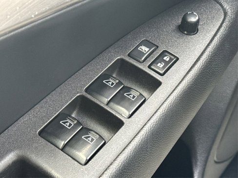 Used 2012 INFINITI G37 x w/ Premium Pkg image 40
