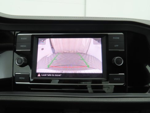 Certified 2024 Volkswagen Jetta SE image 16