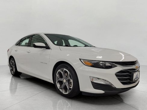 Used 2024 Chevrolet Malibu LT image 1