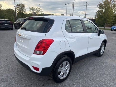 Used 2019 Chevrolet Trax LS image 6