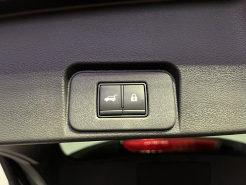 Used 2022 Nissan Rogue SL w/ SL Premium Package image 28