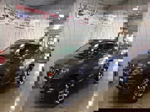 Used 2019 Jeep Compass Limited w/ Safety & Security Group image 1