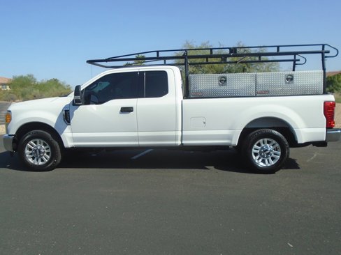 Used 2017 Ford F250 XLT image 2