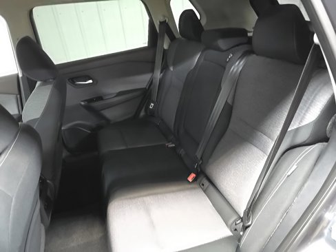 Used 2021 Nissan Rogue SV image 31