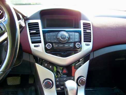 Used 2012 Chevrolet Cruze LT w/ RS Package image 9