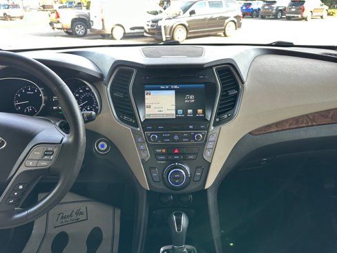 Used 2017 Hyundai Santa Fe Limited image 27