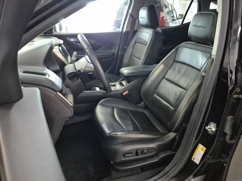 Used 2018 GMC Terrain Denali w/ Advanced Safety Package image 12