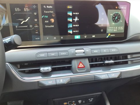 New 2025 Kia K4 EX image 16