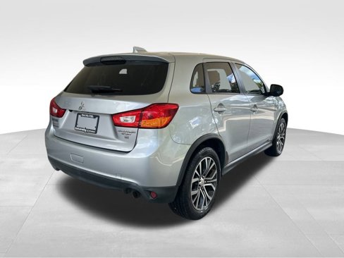 Used 2017 Mitsubishi Outlander Sport SE image 3