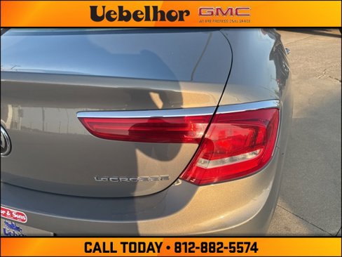 Used 2019 Buick LaCrosse Essence w/ Sights and Sounds Package image 8