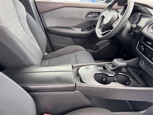 Used 2021 Nissan Rogue S image 7