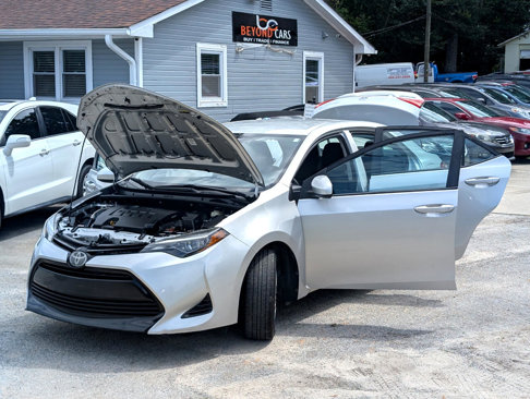 Used 2019 Toyota Corolla XLE image 12