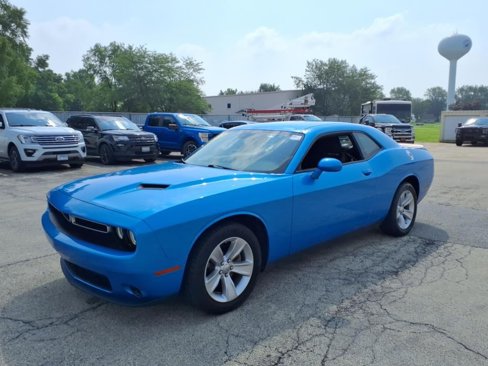 Used 2023 Dodge Challenger SXT image 7