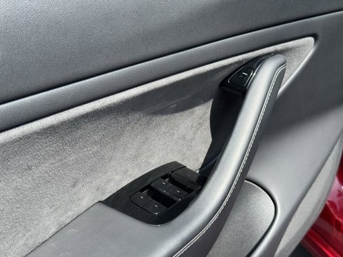 Used 2019 Tesla Model 3 Standard Range image 22