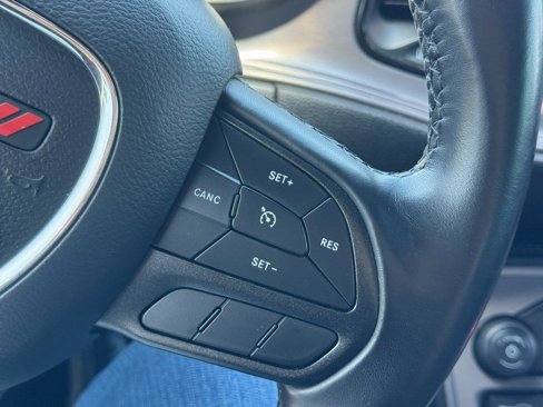 Used 2023 Dodge Challenger SXT image 19
