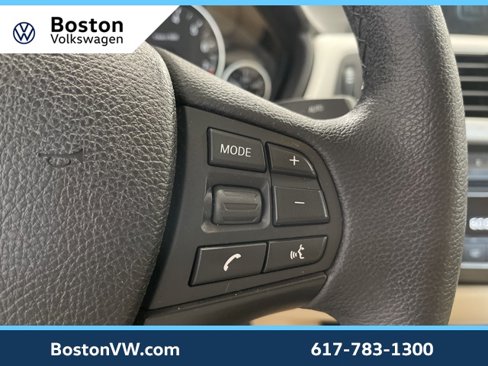 Used 2018 BMW 320i xDrive Sedan w/ Convenience Package image 12