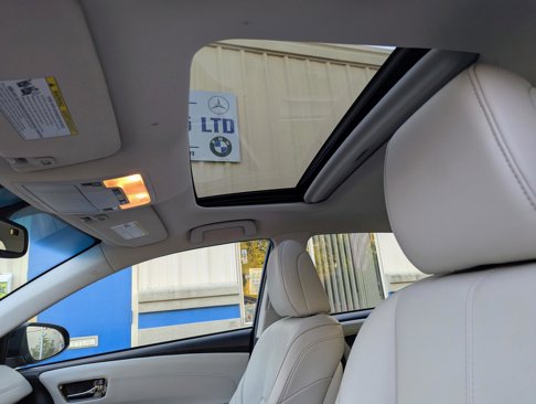 Used 2014 Toyota Avalon Limited image 5