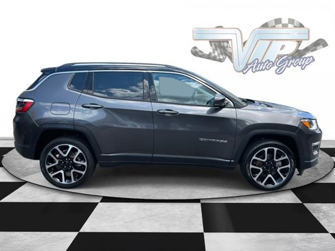 Certified 2021 Jeep Compass Limited w/ Sun and Sound Group image 3