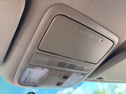 Used 2018 Honda Pilot LX image 38
