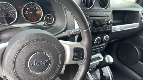 Used 2016 Jeep Compass High Altitude image 18