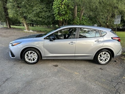 Certified 2025 Subaru Impreza 2.0i image 5