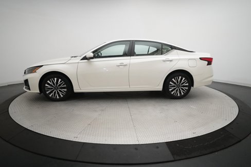 Certified 2024 Nissan Altima 2.5 SV image 23