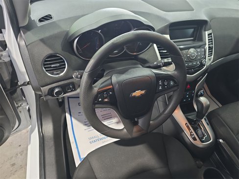 Used 2016 Chevrolet Cruze LT image 14