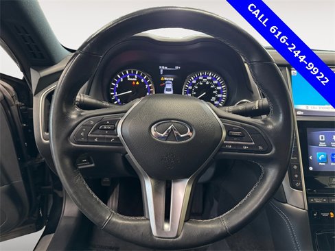 Used 2019 INFINITI Q60 3.0t Luxe w/ Essential Package image 14