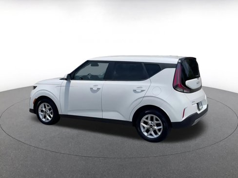 Used 2023 Kia Soul LX w/ Option Group 015 image 10