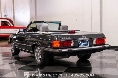 Used 1986 Mercedes-Benz 560 SL image 9